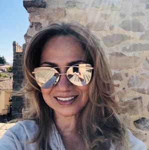 Meet your Posher, Rosario